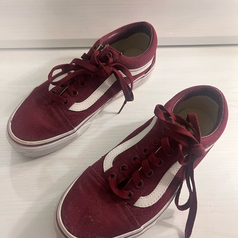 Maroon low rise old skool canvas vans size 5.5